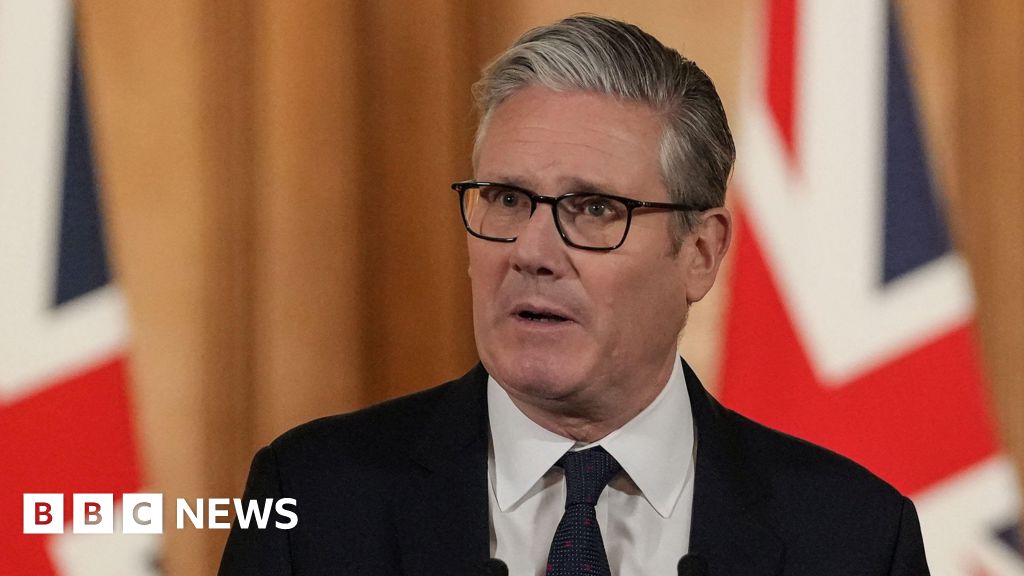 Leadership uncertainty 'enormously disruptive', former top civil servant warns