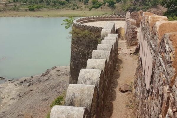 Gagron Fort: This hidden UNESCO fort in Rajasthan is surrounded by rivers on three sides and almost no one visits it |
