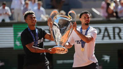 Dembele brings Champions League trophy to French Open after PSG's title triumph - Watch | Tennis News