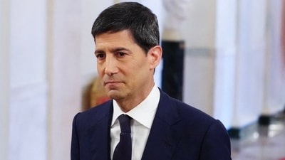 Kevin Warsh Wants the Fed to Stop Explaining Everything
