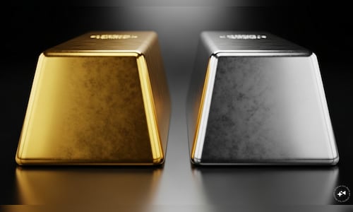 COMEX gold jumps over 2%, silver rallies 3.5% amid softer dollar and lower oil prices