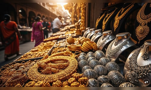 MCX gold slips below ₹1.5 lakh per 10 grams, silver extends decline on global cues