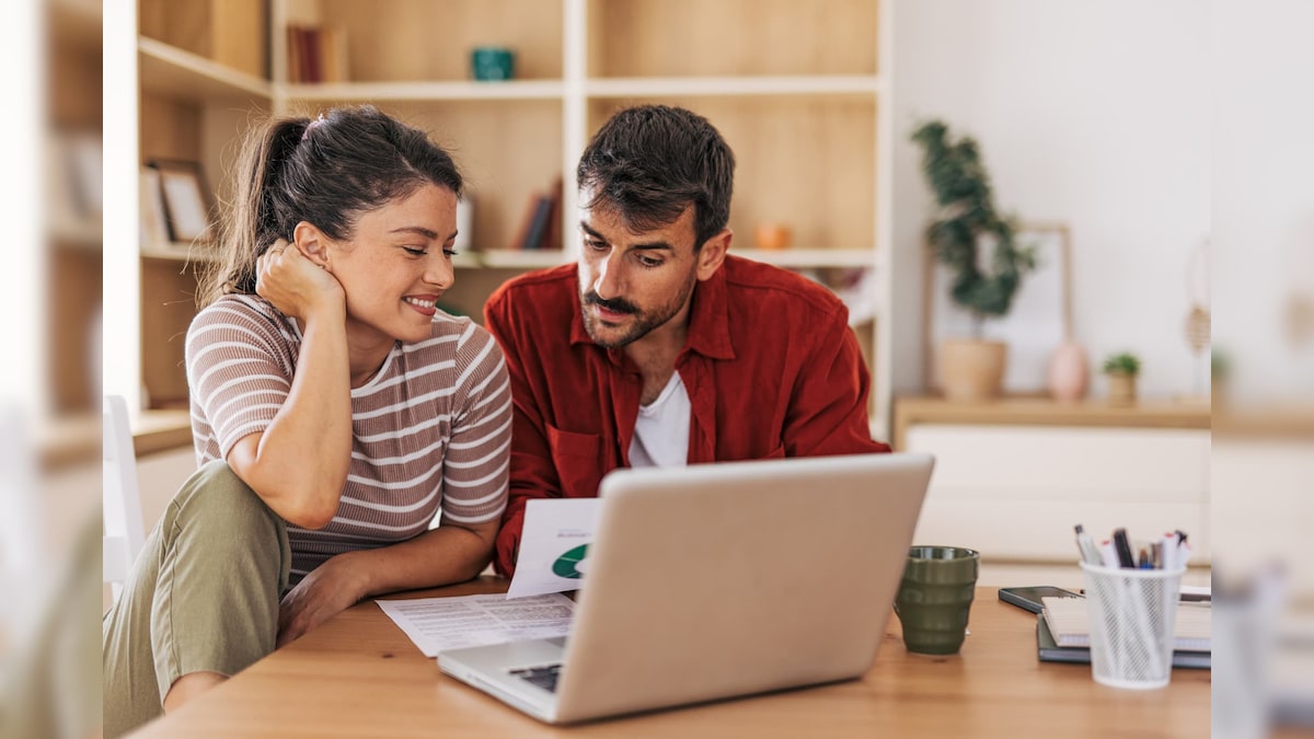 These are Schwab's top three income ideas for the rest of 2026