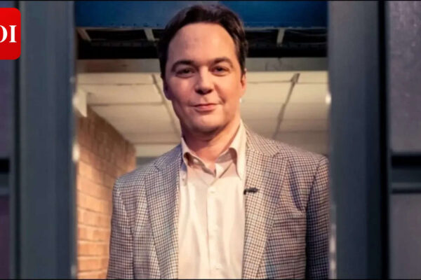 Jim Parsons: Quote of the day by 'The Big Bang Theory' star Jim Parsons: ‘You learn a lot as a kid, like you don’t know anything…I thought I was gonna be in another world somehow' | English Movie News