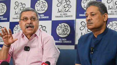 TMC's Kirti Azad Supports Kalyan Banerjee Amid Party Turmoil | India News