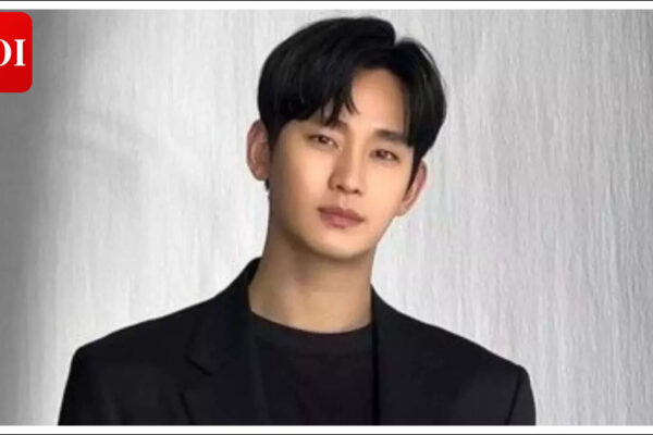 Jung Hae In Controversy: 'What’s wrong with him?' : Jung Hae In under fire from netizens for allegedly standing by Kim Soo Hyun |