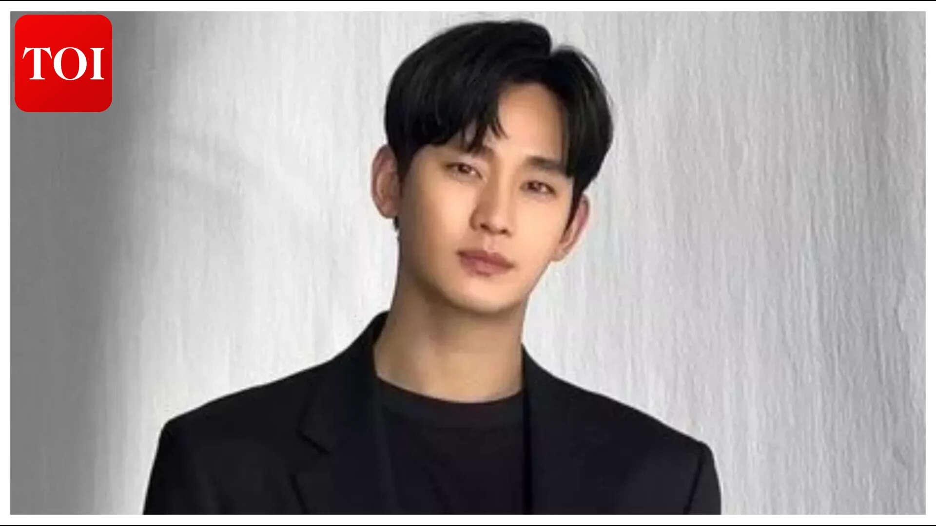 Jung Hae In Controversy: 'What’s wrong with him?' : Jung Hae In under fire from netizens for allegedly standing by Kim Soo Hyun |