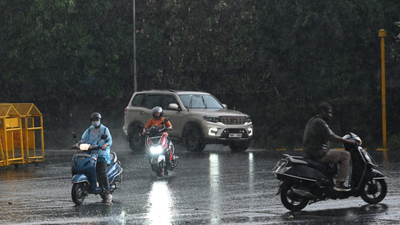 Delhi-NCR weather update: Rain brings relief, IMD issues 'red' alert for thunderstorms and hail | Delhi News