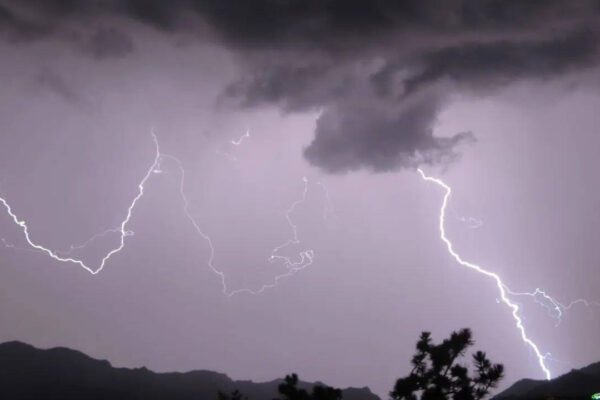 “Chandrashila ka trek band ho chuka hai, aaplog zabardasti na karen”; local priests request tourists not to undertake the trek after deadly lightning incidents |