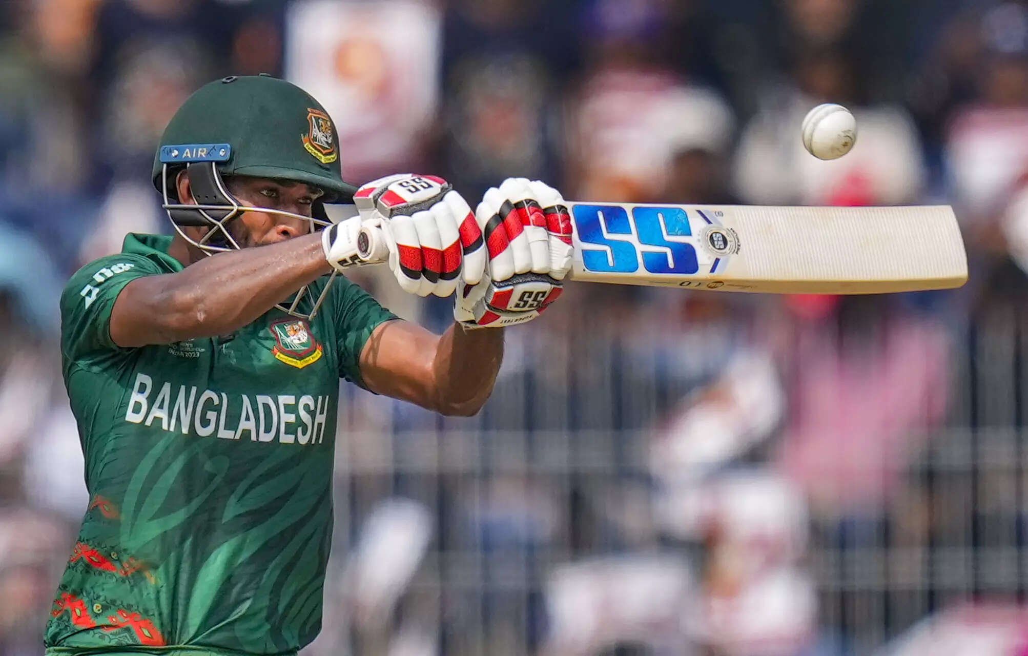 Bangladesh 140/3 in 25.2 Overs | BAN vs AUS Live Score, 1st ODI: Najmul Hossain Shanto slams fifty to lead Bangladesh innings