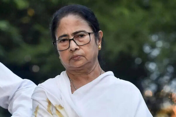 West Bengal: CID reaches Mamata Banerjee's residence in signature forgery case | India News