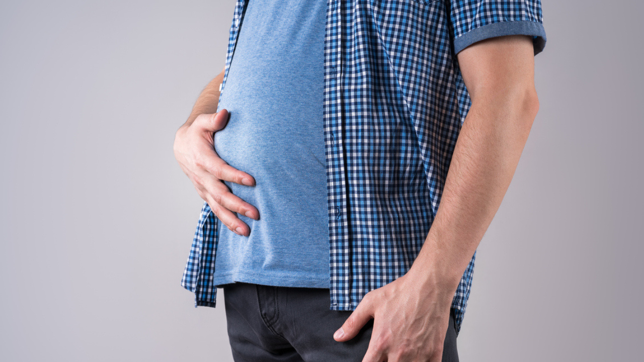 10 foods that help reduce bloating naturally in summer