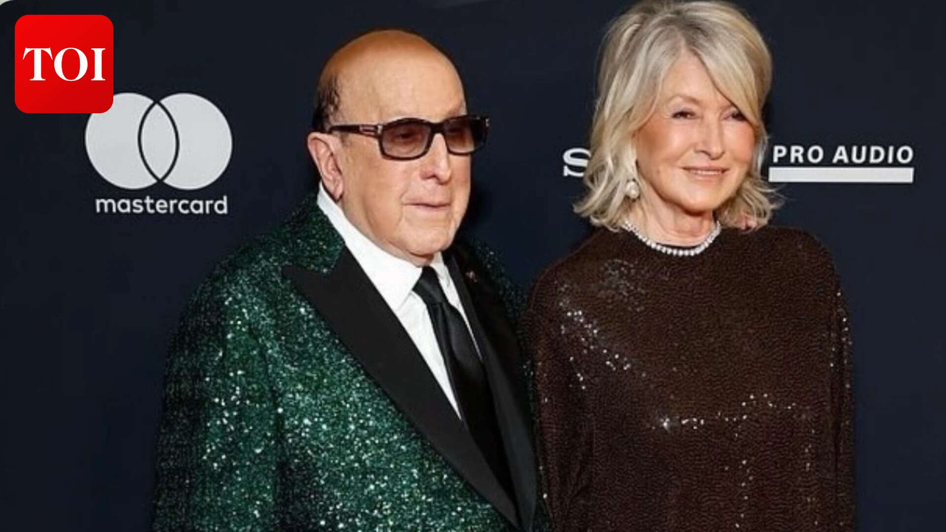 Martha Stewart Honors Clive Davis: A Heartfelt Tribute to a Music Legend |