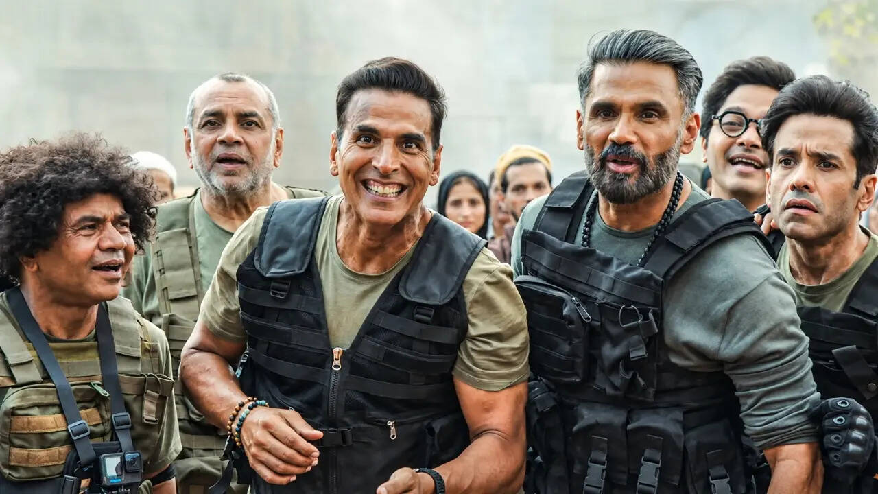 Welcome To The Jungle Movie Review and Release Live Updates: Akshay Kumar, Suniel Shetty, Paresh Rawal return for another laughter riot