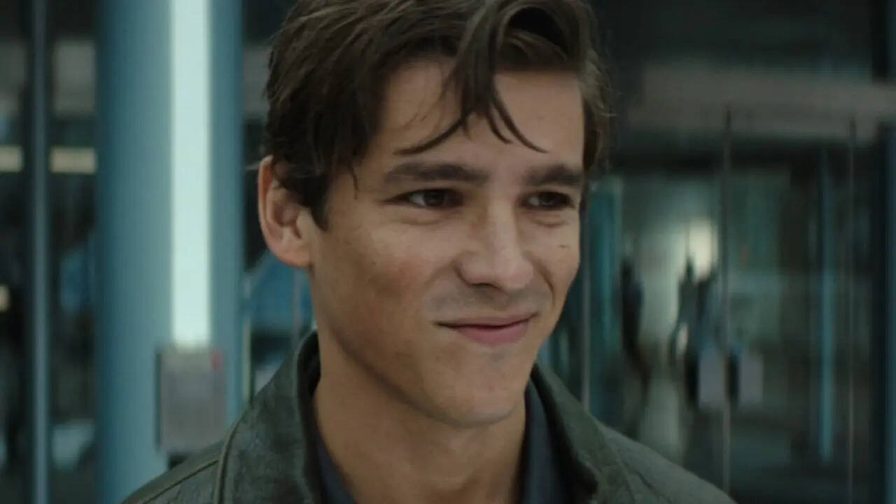 Titans Characters: Top 'Titans' characters: Meet the heroes and the antiheros; from Starfire to Deathstroke