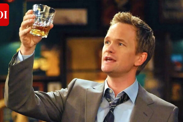 Neil Patrick Harris: Quote of the day by Neil Patrick Harris: "As I learned from chapters past, it's important to try and stay in the chapter that you're in, and enjoy it while it's lasting," when the 'How I Met Your Mother' star shared his secret to living fully in the present | English Movie News