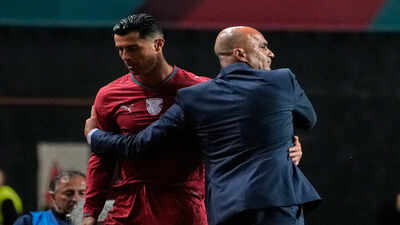 Will Cristiano Ronaldo quit too? Portugal boss Roberto Martinez to step down after World Cup in huge shake-up | Football News