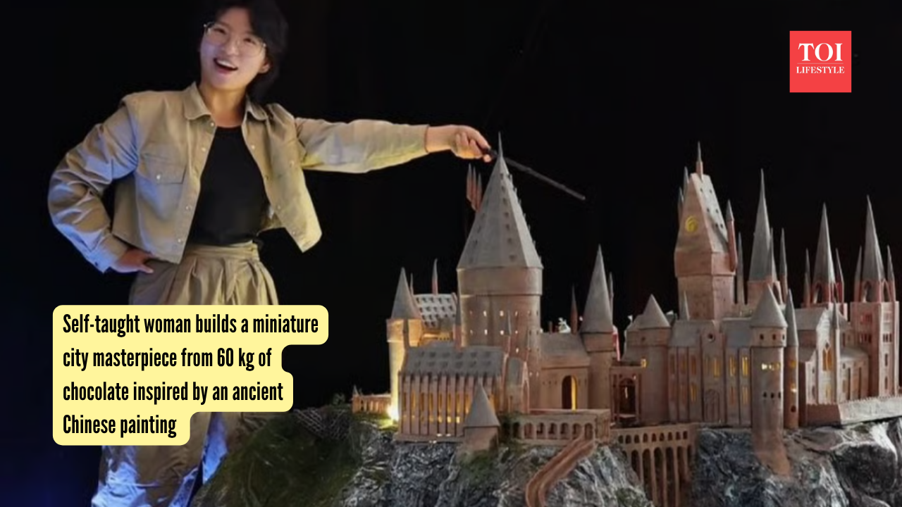 Self-taught woman builds a miniature city masterpiece from 60 kg of chocolate inspired by an ancient Chinese painting |