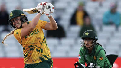 Fatima Sana: Women's T20 World Cup: South Africa survive Pakistan scare after Fatima Sana's heroic all-round show | Cricket News