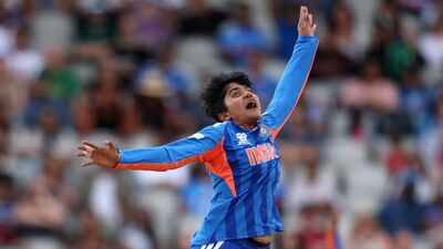 New World No. 1! Sree Charani dethrones England's Linsey Smith to top Women's T20I bowling ranking | Cricket News