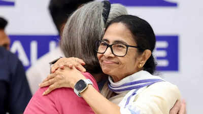 TMC lurches from crisis to crisis: Mamata's party battles for survival as rebel MPs move to stake claim | India News