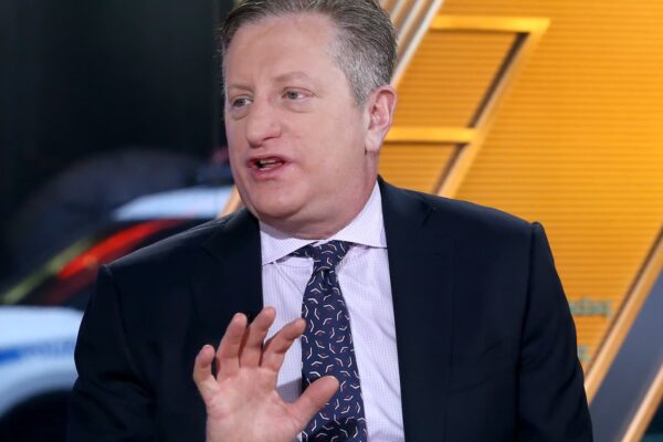 Eisman has doubts about AI. 'Big Short' investor just sold key tech stock