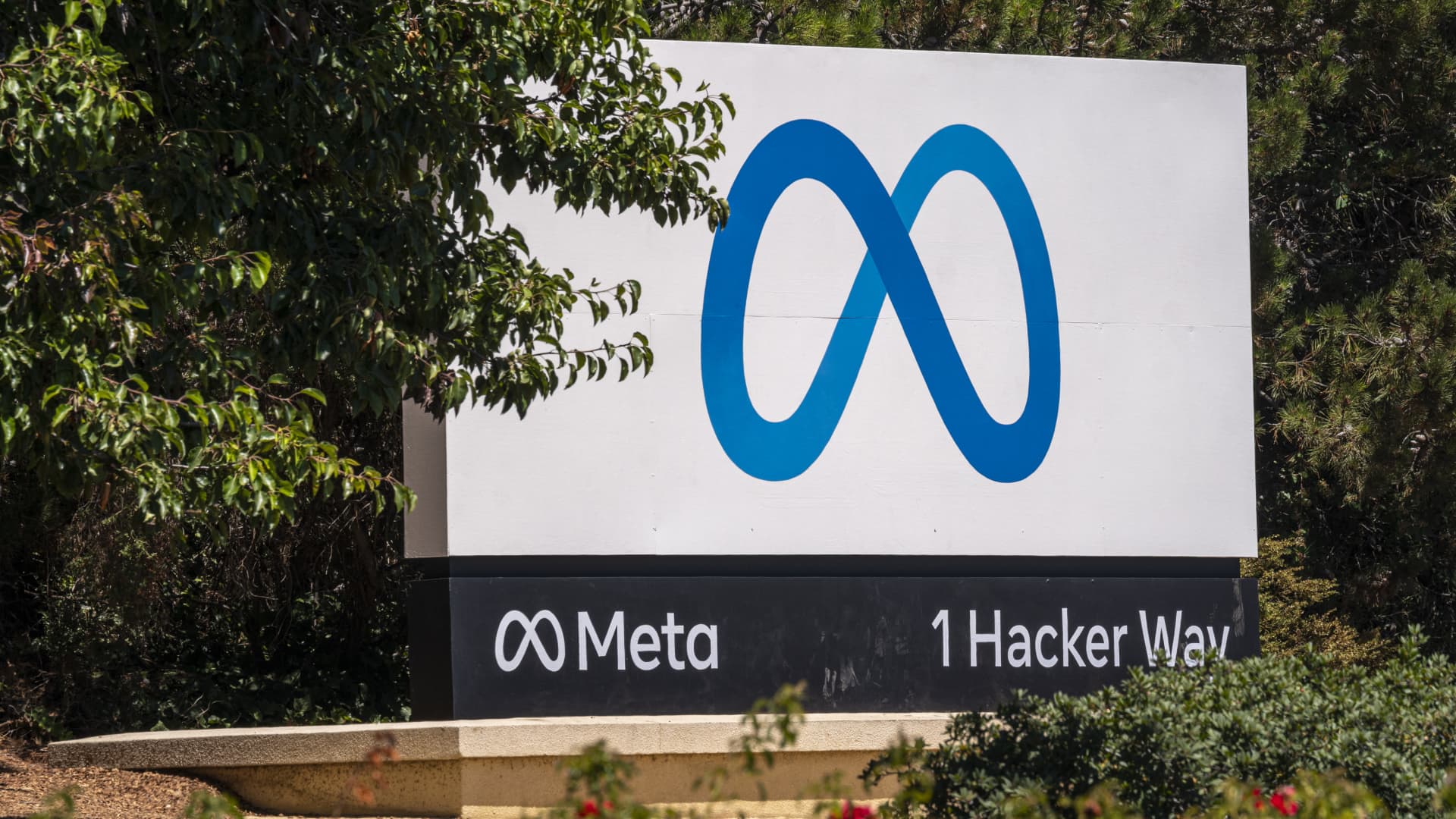 Stocks making the biggest moves after hours: MSFT, META, SBUX, CVNA