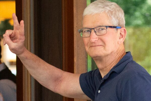 Stocks making the biggest moves midday: Apple, Amazon, Reddit, GoDaddy, IES Holdings & more