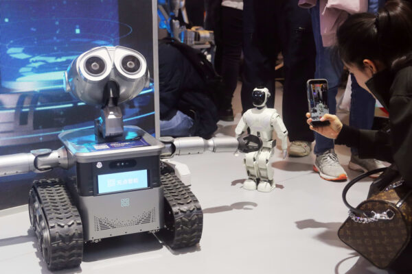 Alibaba-affiliate Ant Group enters the humanoid robot market with 12 deals