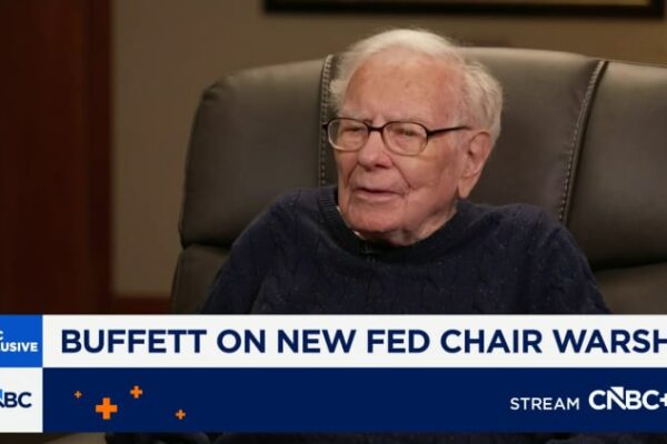 Buffett says Trump's pick of Kevin Warsh for Fed chair was 'good choice'