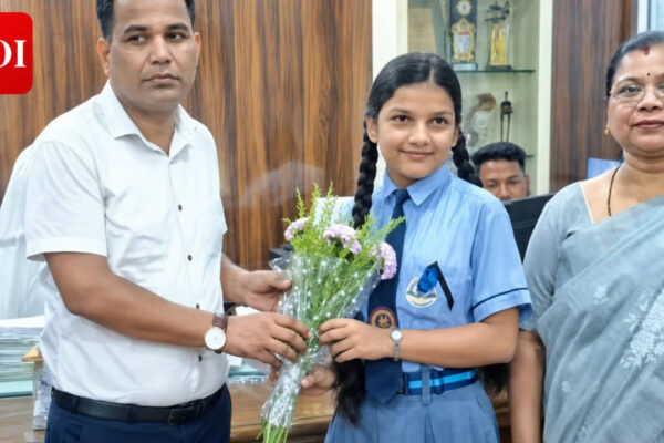 Meet Mahima Rajput: A 14-year-old Chhattisgarh student selected for the international space mission 'ShakthiSAT' |