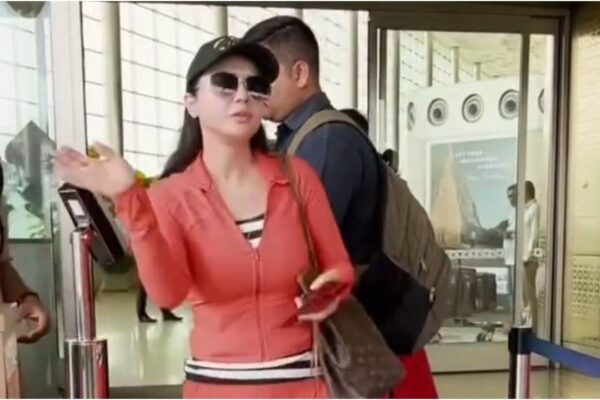 Preity Zinta's airport video goes viral after security officer asks her to remove sunglasses, internet applauds 'No special treatment' |