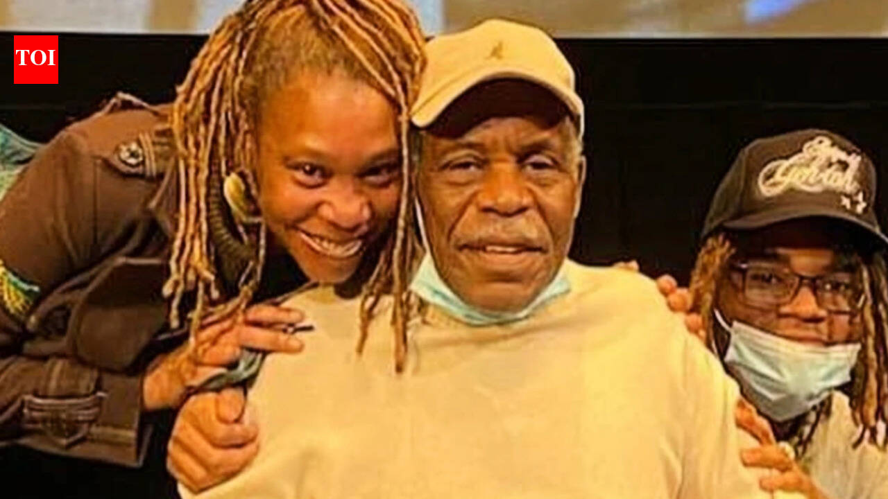 'Lethal Weapon' star Danny Glover diagnosed with Alzheimer's disease; says 'things are going to be different and changing' |