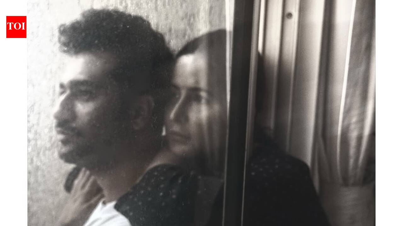 'Rains and you,' Vicky Kaushal drops a rare glimpse of romantic moment with Katrina Kaif, fans can't keep calm |