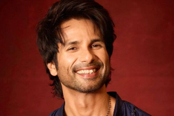 Shahid Kapoor insisted on air purifiers during Delhi schedule of 'Cocktail 2' amid poor AQI, crew member claims: 'Would just take off the mask before the shot' | Hindi Movie News