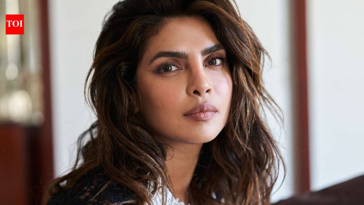 Priyanka Chopra: 'Happy almost 4th from bed': Priyanka Chopra shares a peek of pre-Fourth of July celebrations in the US with vibrant late night fireworks | Hindi Movie News