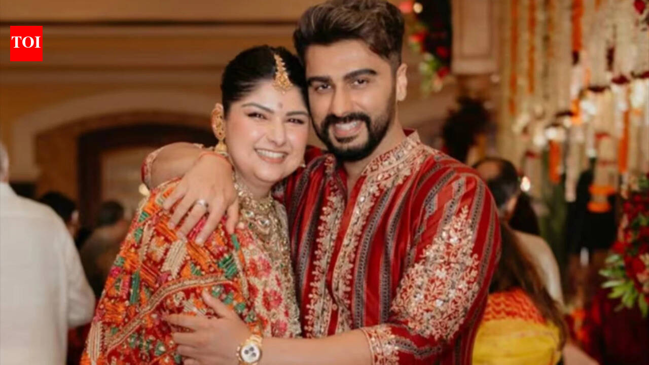 Arjun Kapoor holds sister Anshula's kaleera at pre-wedding festivities; fans wonder if he's the next Kapoor to marry |
