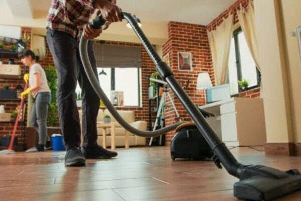 The 10-minute daily cleaning routine that keeps your home guest-ready |