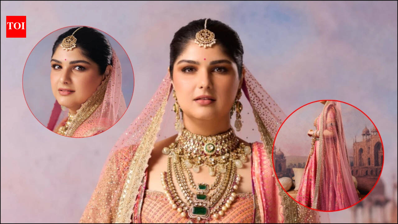 Anshula Kapoor wore mother Mona Shourie Kapoor’s 42 year old dupatta for her wedding : 'It felt right to be wrapped in the one that raised me’﻿ |