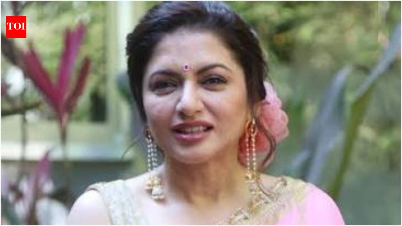 Bhagyashree reacts to viral Kashi lassi controversy and fake promotion accusations on social media: 'Kya aap the wahan par?' | Hindi Movie News