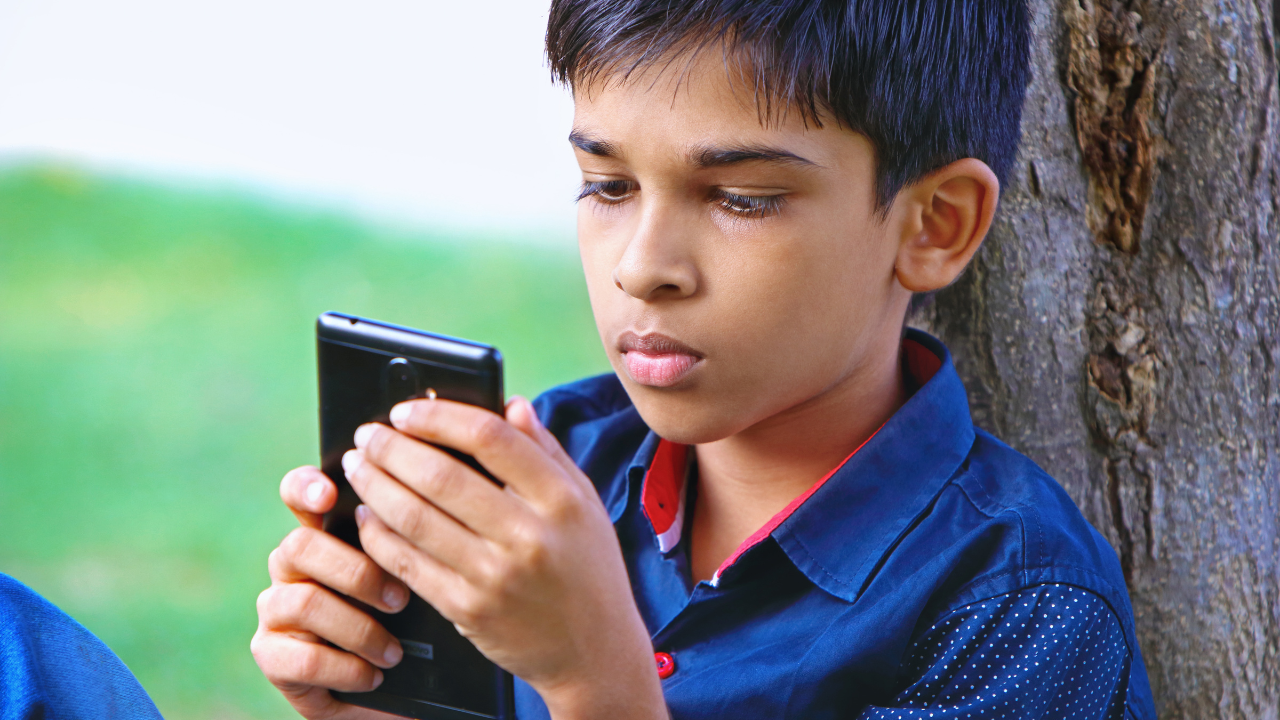 These online rules could protect your child from digital dangers, according to a cybersecurity experts |