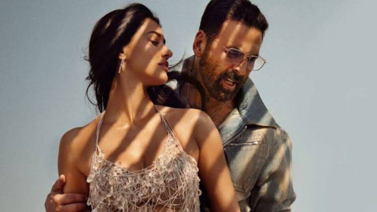 'Welcome to the Jungle' box office collection Day 14 [LIVE]: Akshay Kumar starrer eyes Rs 130 crore amid 'Dhamaal 4' release and Rs 180 crore global haul | Hindi Movie News