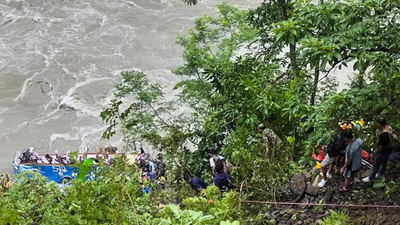Indian tourist drowns while swimming in Nepal's Phewa Lake | India News