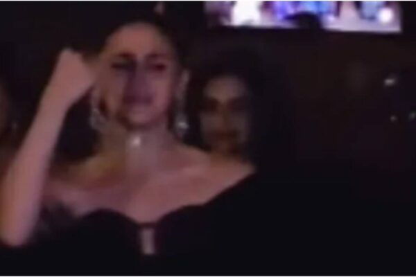 Akansha Ranjan Sangeet: Alia Bhatt sets the dance floor on fire with ‘Maahi Ve’ at BFF Akansha Ranjan's sangeet - watch | Hindi Movie News