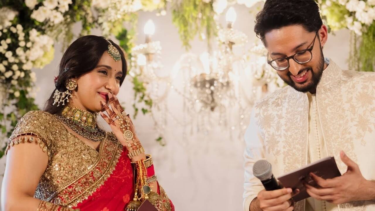 Akansha Ranjan Kapoor and 'Mr And Mrs Mahi' director Sharan Sharma are officially married, drop FIRST PICS, Alia Bhatt, Ananya Panday and others shower love |