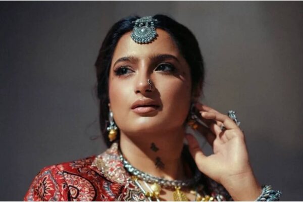 ‘Shararat’ singer Madhubanti Bagchi on Bollywood's habit of typecasting singers, ‘They put you in a box’ | Hindi Movie News
