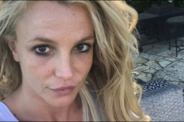 Britney Spears addresses viral traffic photos: ‘I think I need to come out of the roof quite a bit more’ |