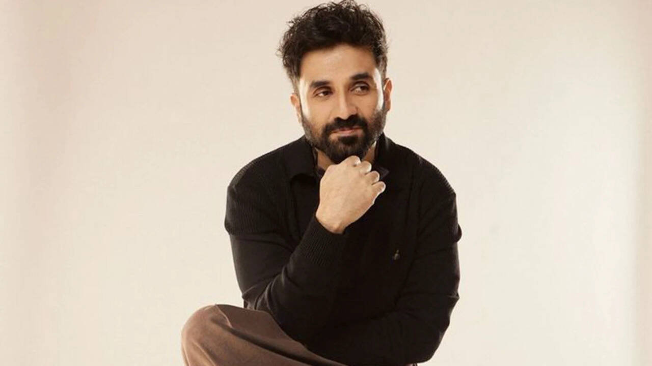 Vir Das shares strong message on being 'apolitical' as Sonam Wangchuk's hunger strike continues to spark debate: 'Most bizarre argument I've ever heard' | Hindi Movie News