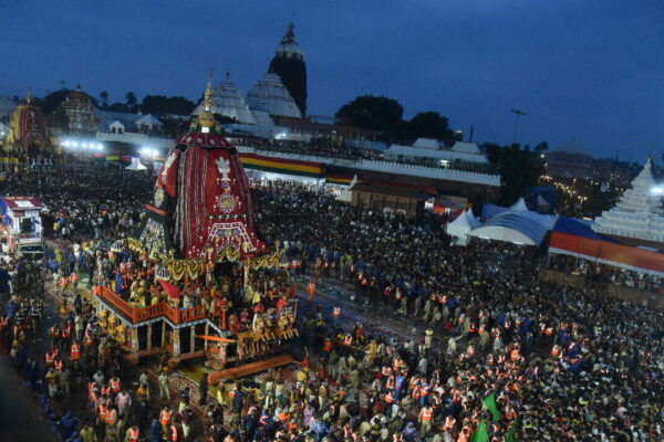 Rath Yatra crowd surge in Puri leaves 2 dead, 78 injured | Bhubaneswar News