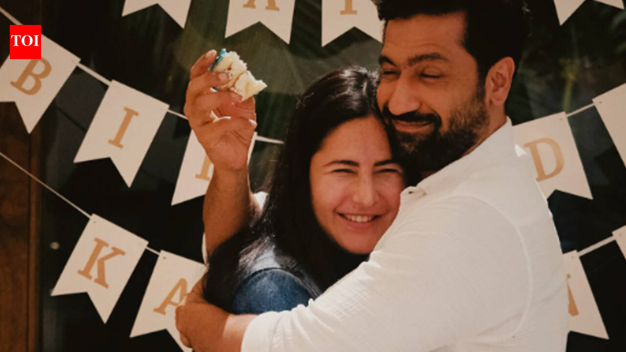 Vicky Kaushal shares loved-up picture with 'Jaan' Katrina Kaif from her birthday celebrations - PIC |